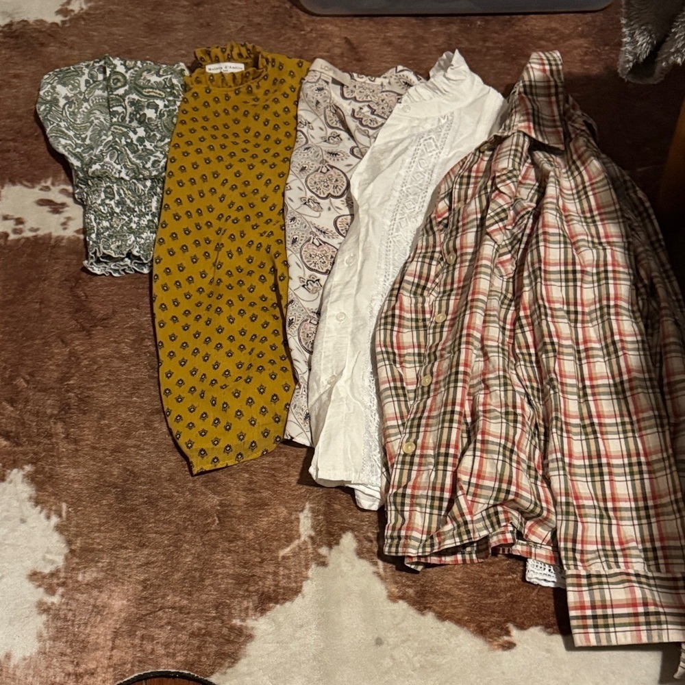 dressier long sleeve tops green one on the left sold